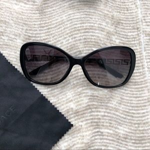 VERSACE Sunglasses Model 4271-B - Black